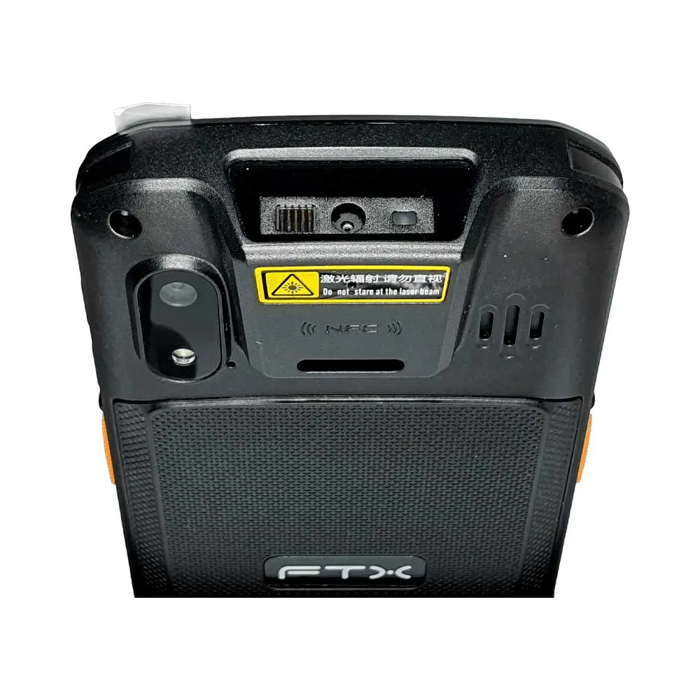 Colector portátil FTX negro mostrado de frente y de espalda, con pantalla frontal y módulo lector trasero - Vista 2
