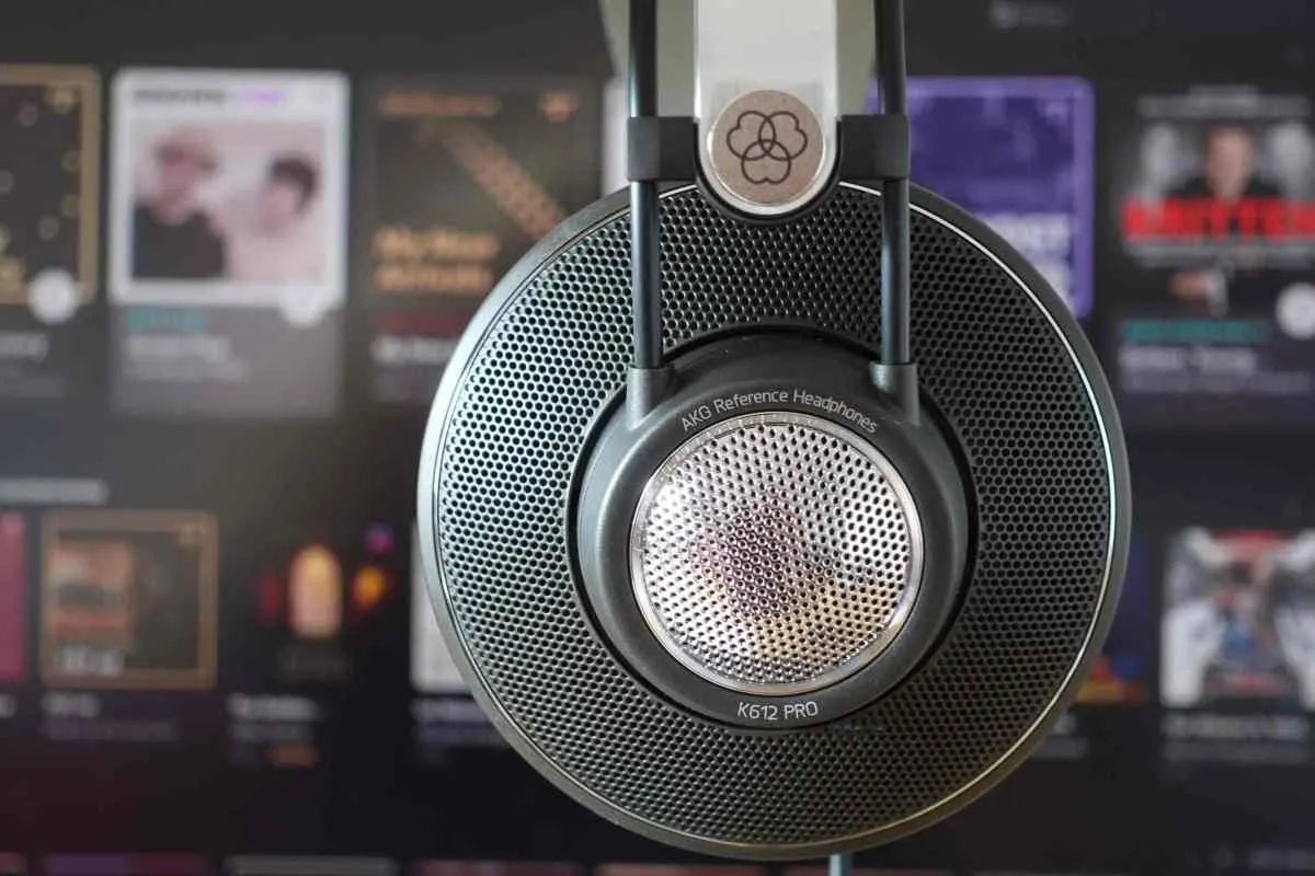 Auriculares profesionales de estudio AKG K612 PRO over-ear de diseño abierto - Vista 4