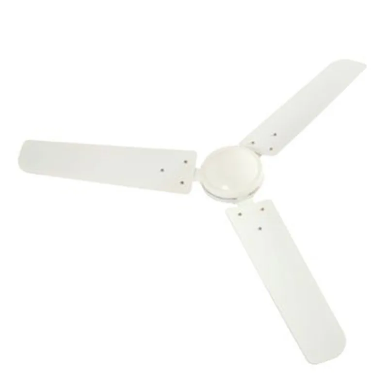 Ventilador de techo Wahson blanco con tres aspas, montado en un cielorraso. - Vista 2