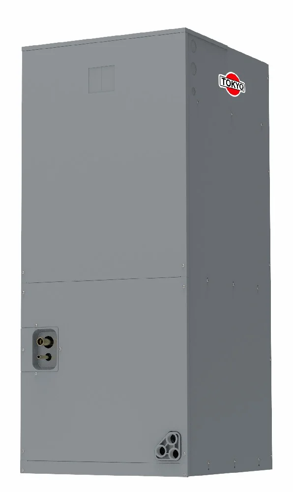 Acondicionador Tokyo para ducto vertical, con gabinete alto metálico gris y conexiones visibles en la parte inferior.