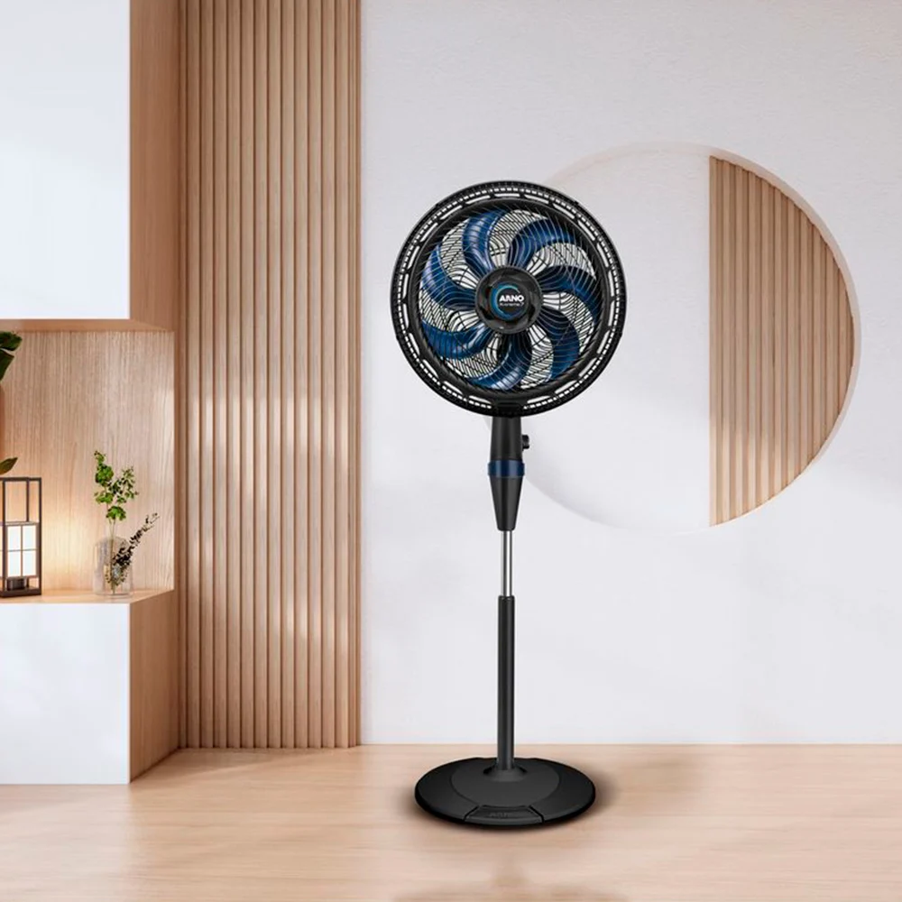 Ventilador de pie Arno X-Treme 7 negro con aspas azules, columna telescópica, rejilla circular y base redonda. - Vista 3