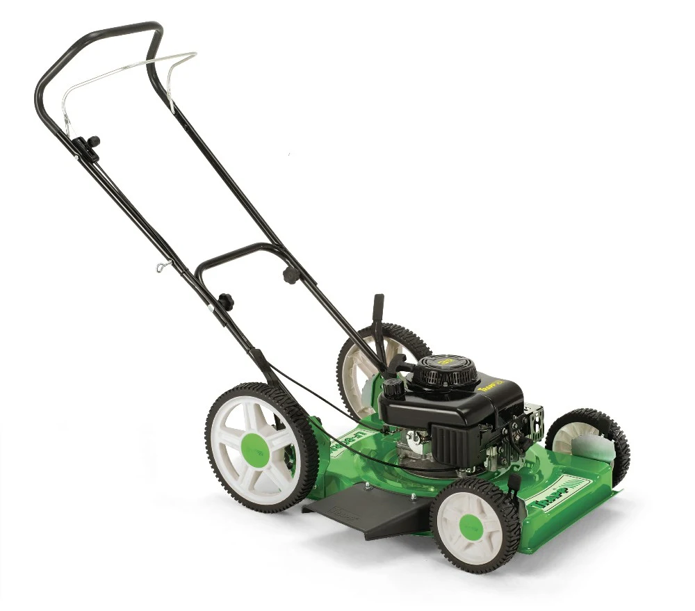 Cortacésped Trapp de empuje con chasis verde, cuatro ruedas, manillar y motor montado sobre la plataforma.
