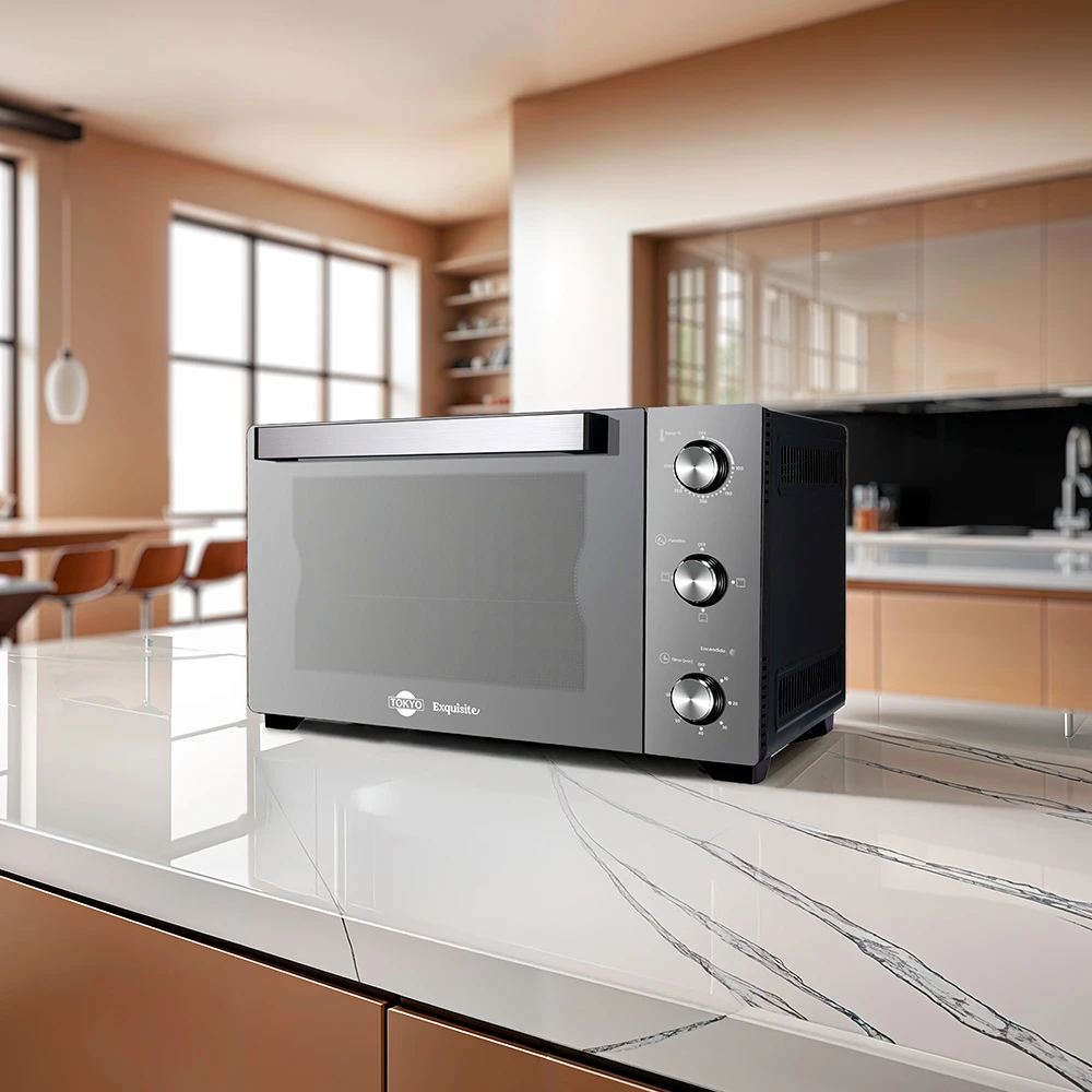 Horno eléctrico de sobremesa gris oscuro y negro con puerta espejada y tres perillas verticales.