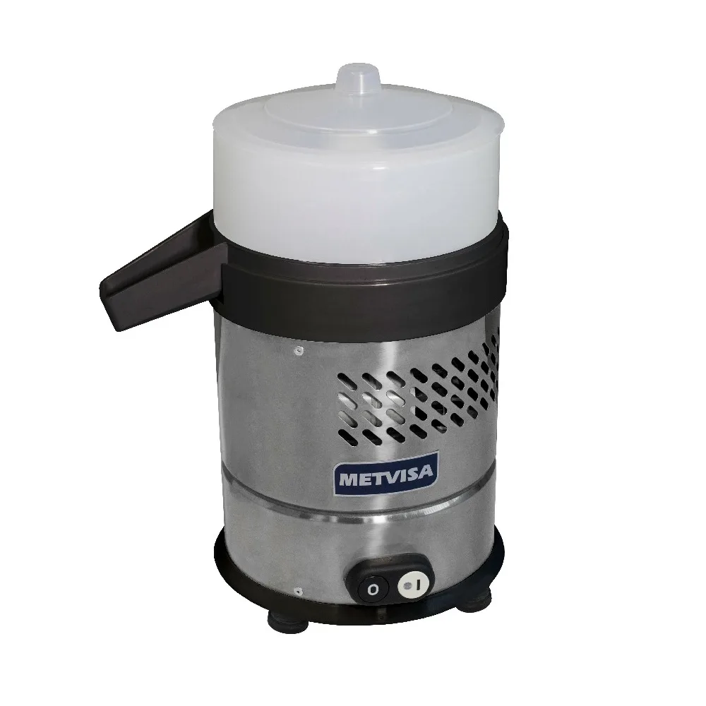 Exprimidora industrial METVISA con cuerpo metálico plateado perforado, recipiente superior con tapa y palanca lateral negra.